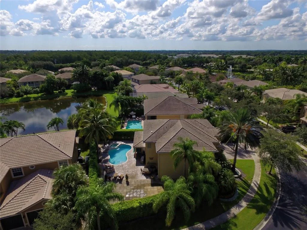 Photo of 19204 Skyridge Circle