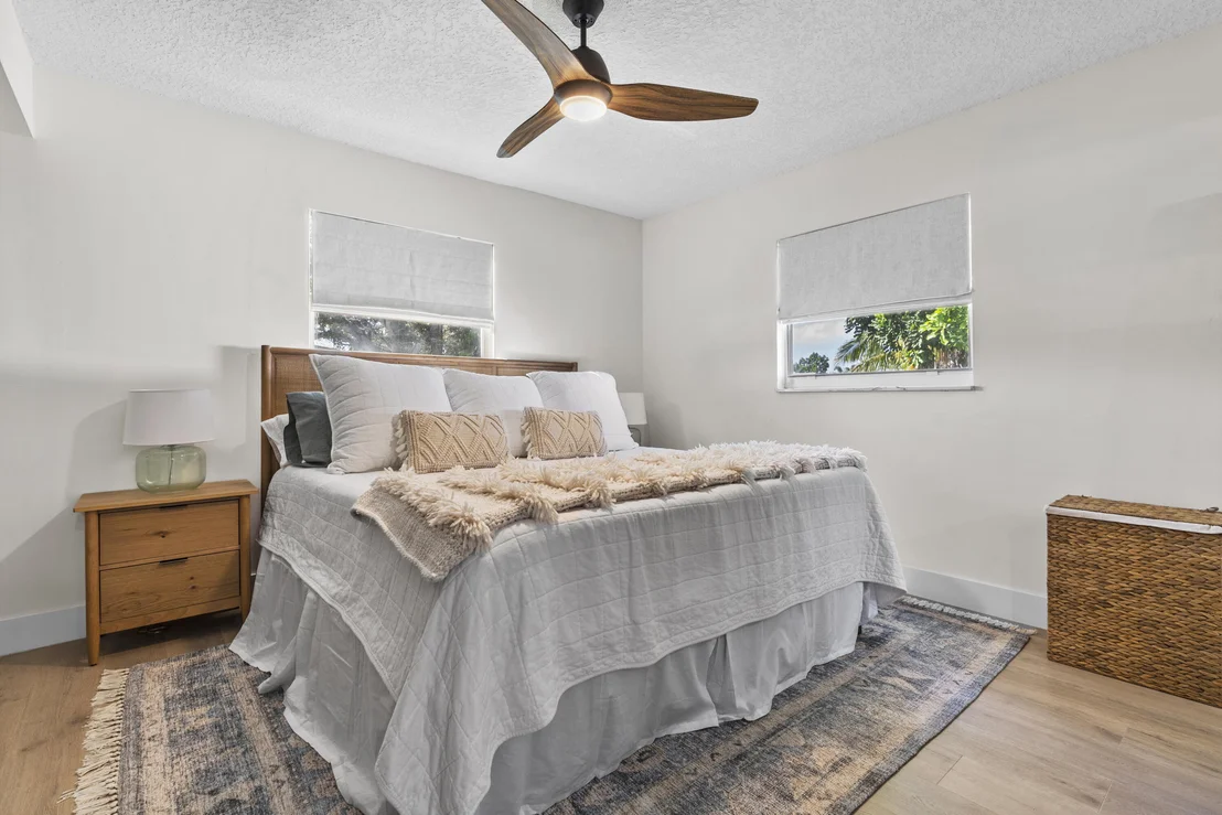 Photo of 4139 Russell Street