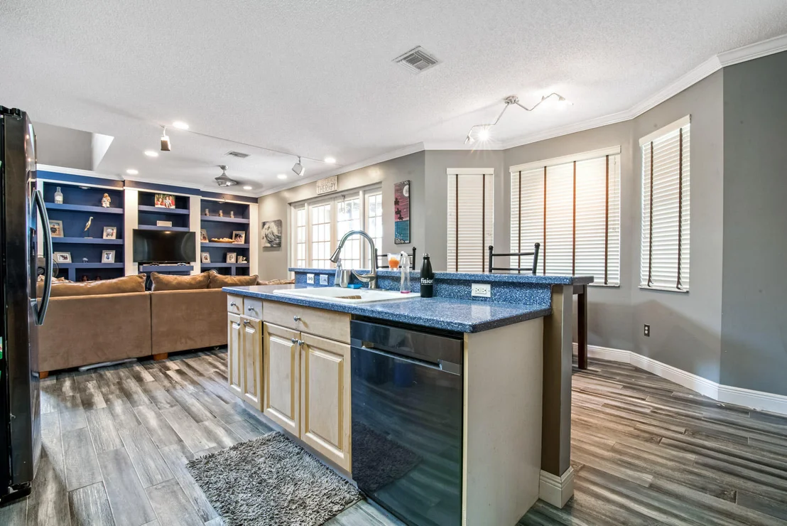 Photo of 7518 Oak Grove Circle