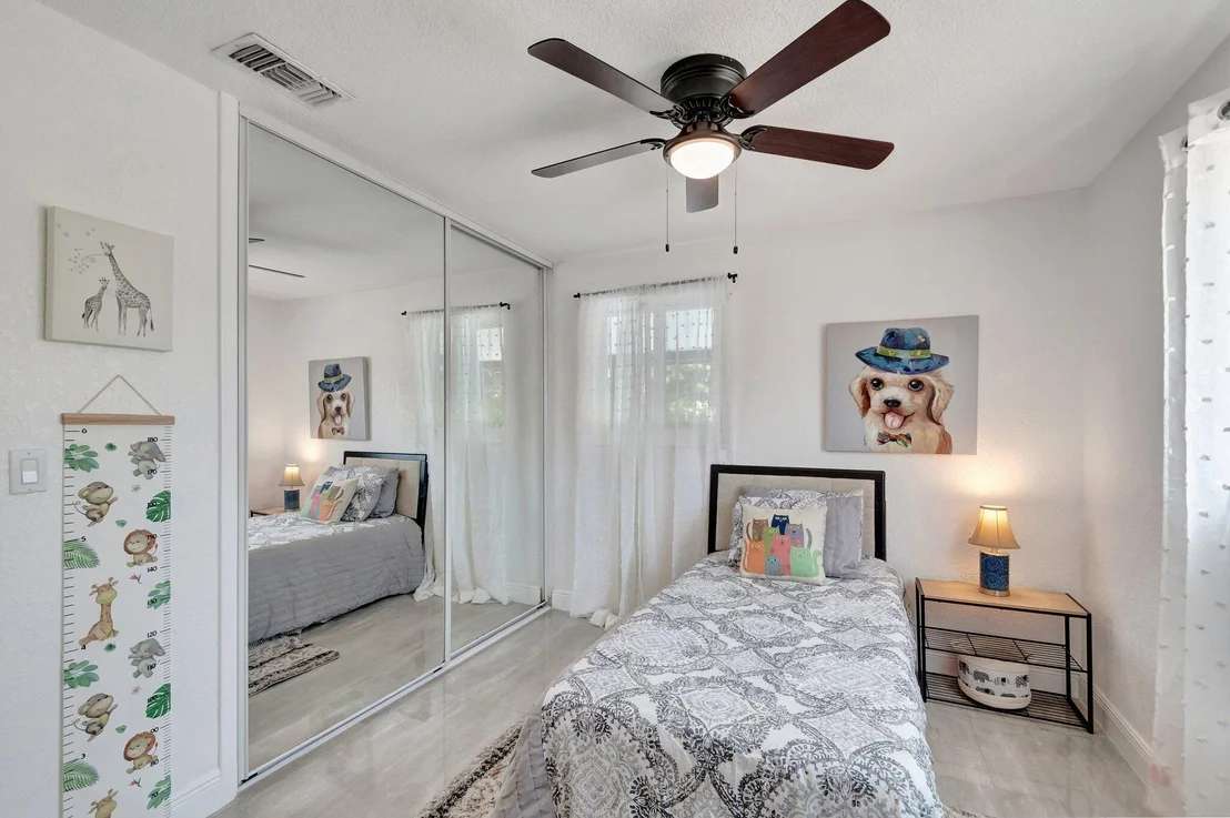 Photo of 1466 Rose Circle