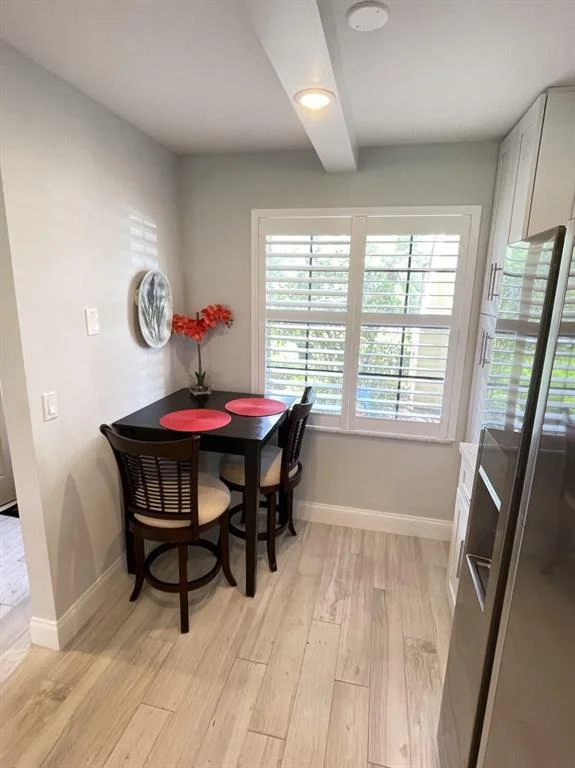 Photo of Unit F at 701 Pinecrest Circle