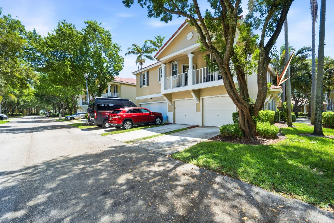 Photo of Unit A at 4541 HIGHGATE Drive