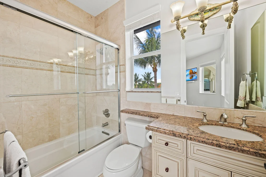 Photo of 1261 NE 27th Way