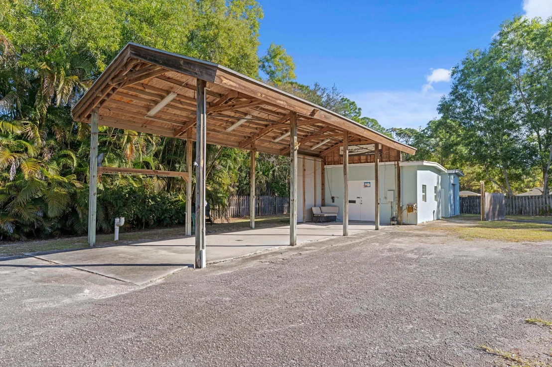 Photo of 17392 Mellen Lane