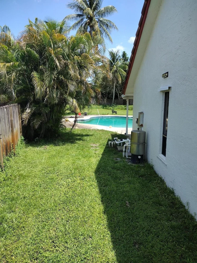 Photo of 5822 Sun Pointe Circle
