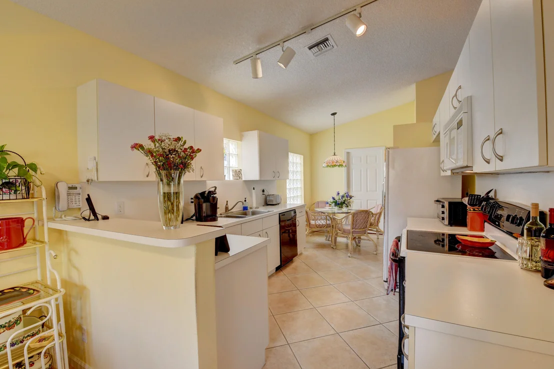 Photo of 12381 Boneventure Drive