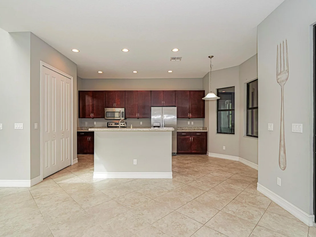 Photo of 4124 56th Lane