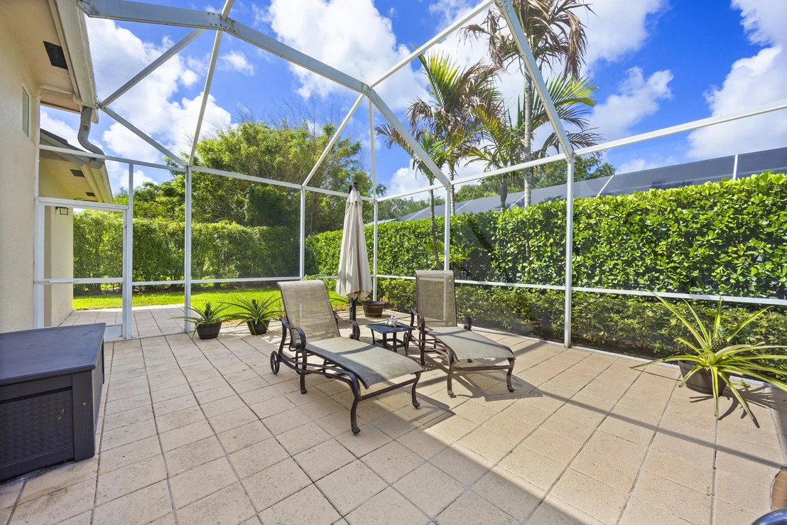 Photo of 19044 SE Jupiter River Drive