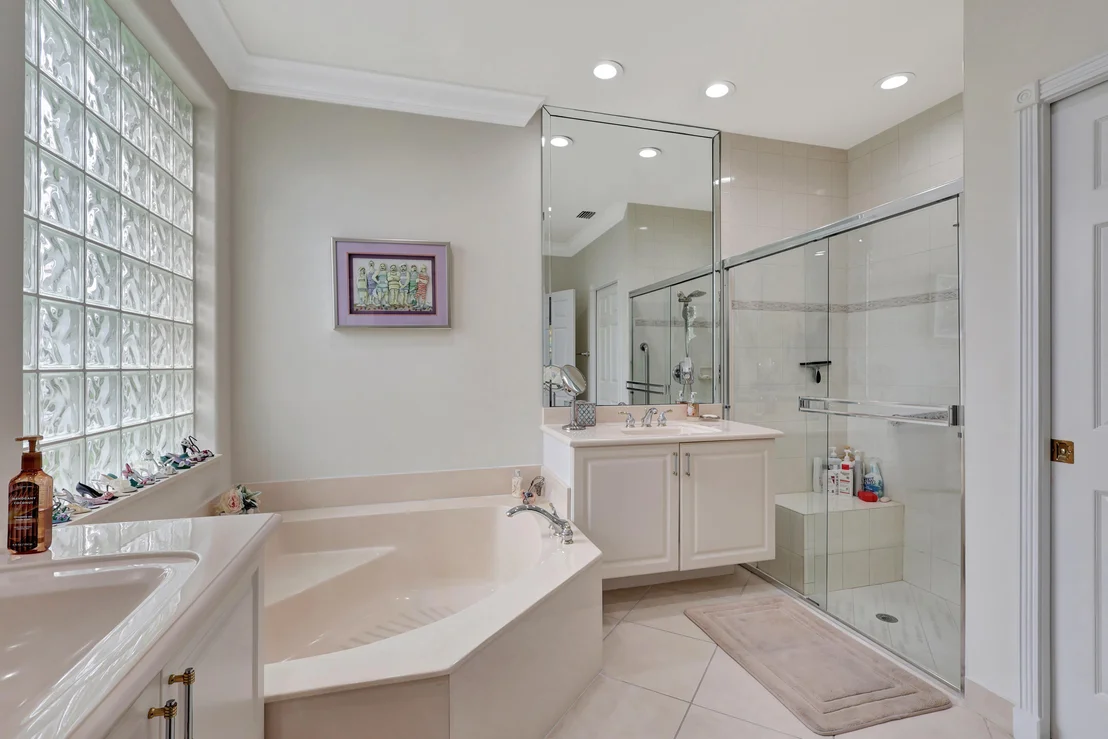 Photo of 8765 Laguna Royale Point