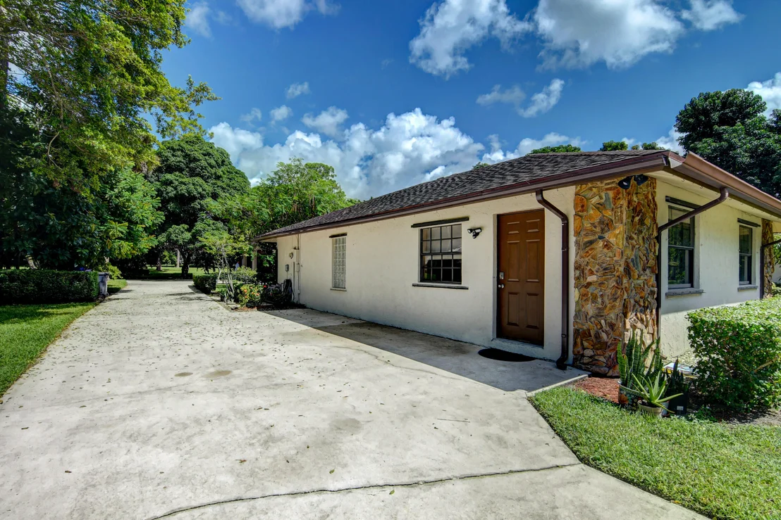 Photo of 12623 Pineacre Lane