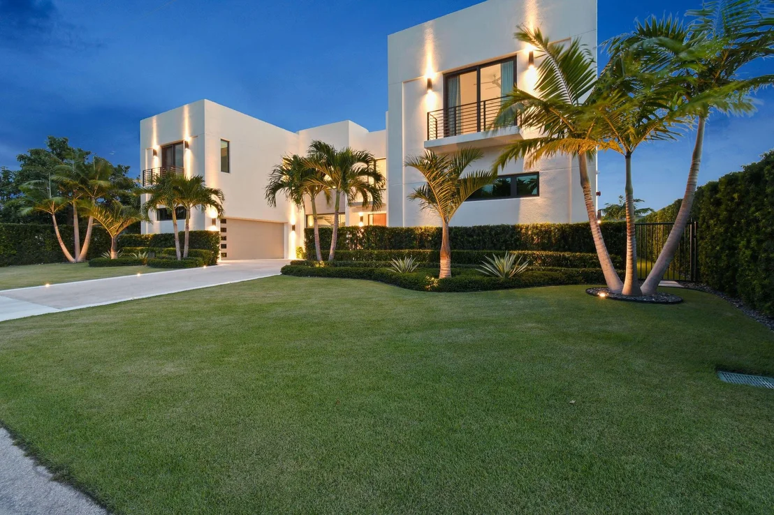 Photo of 1091 Gulfstream Way