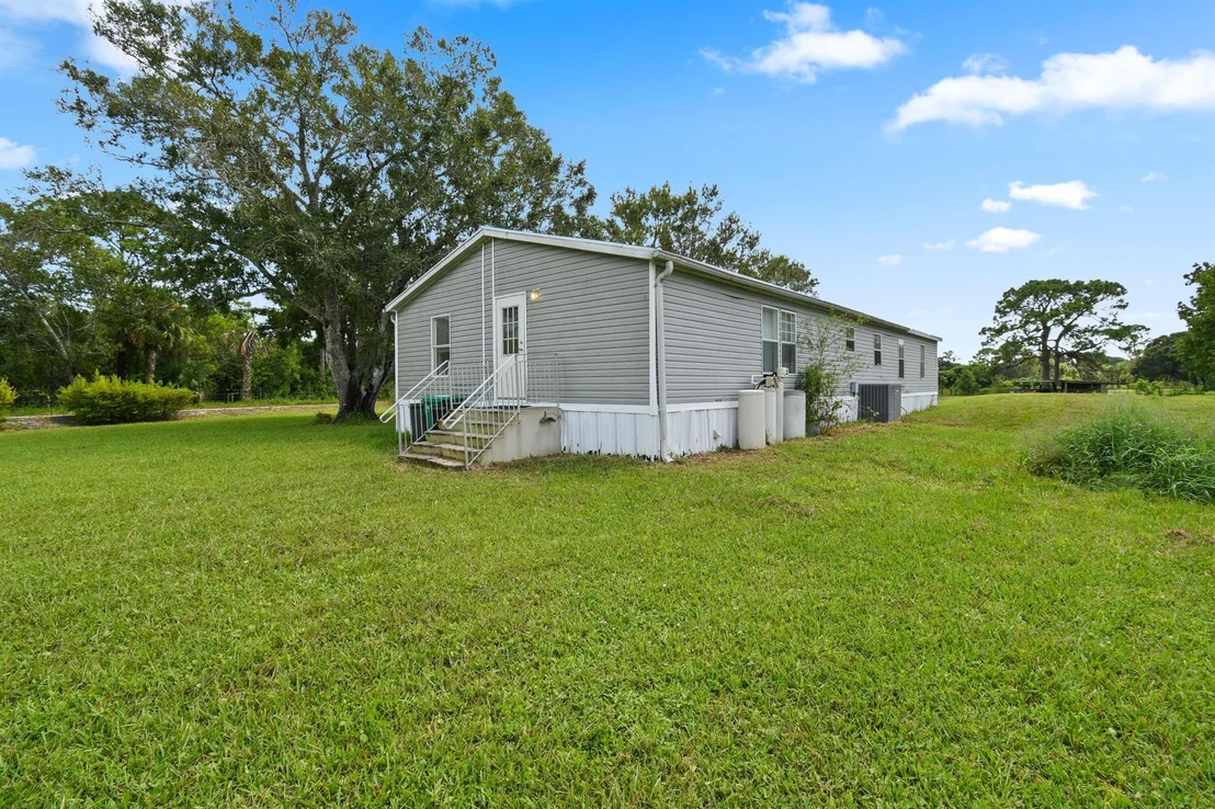 Photo of 2463 Coolidge Road
