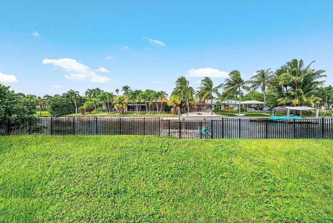 Photo of 3213 Canal Drive