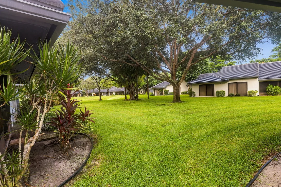 Photo of 5086 Pine Drive