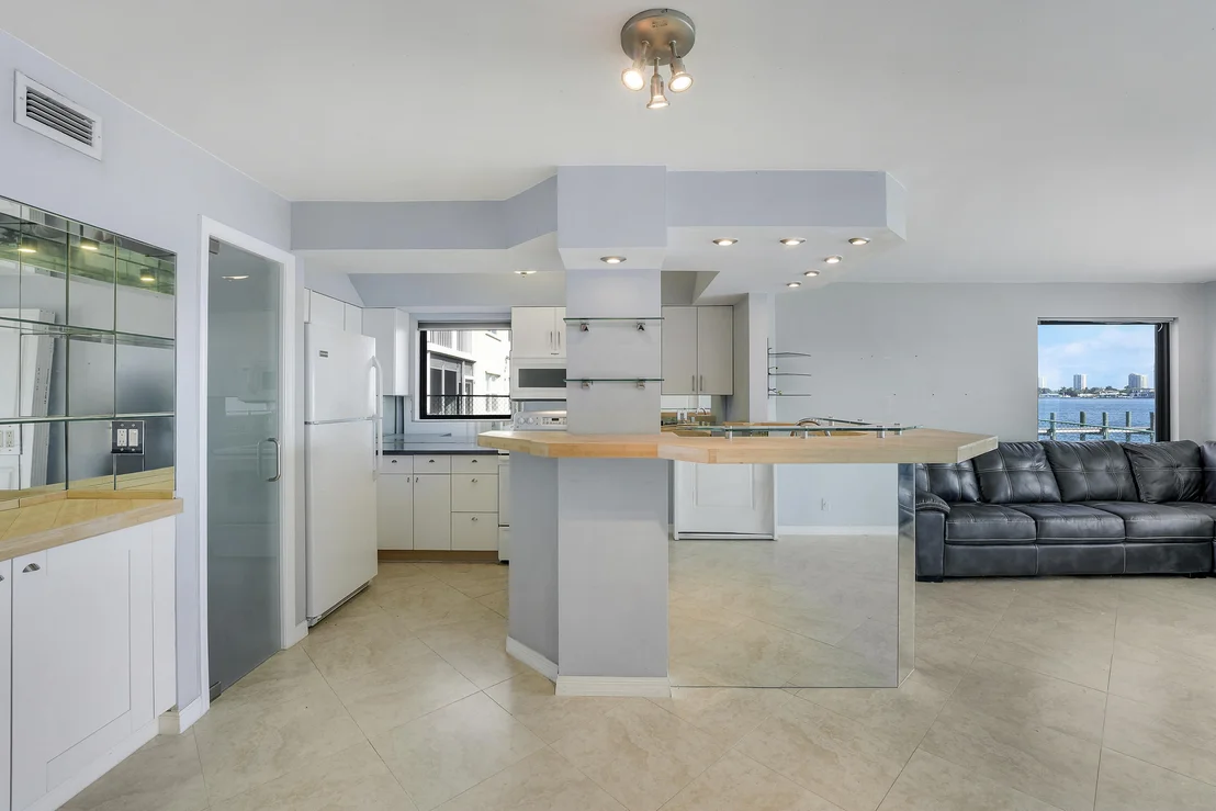 Photo of 360 Wilma Circle