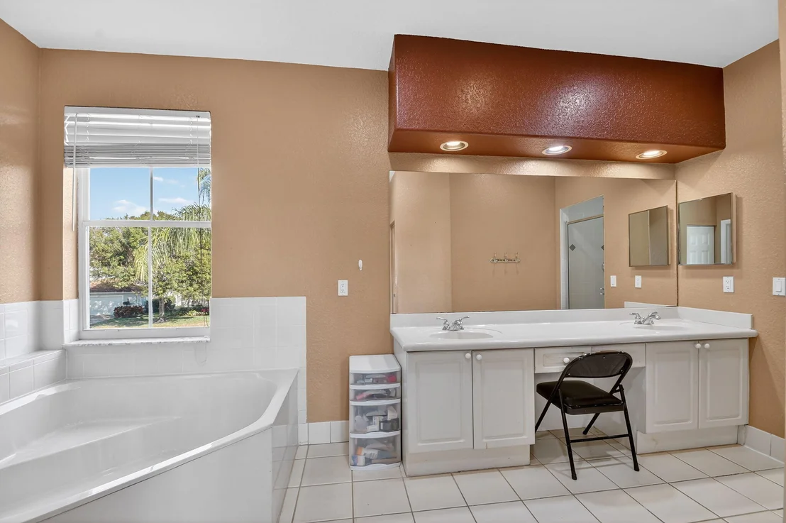 Photo of 5947 Bay Hill Circle