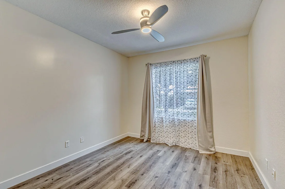 Photo of 386 Coral Trace Lane