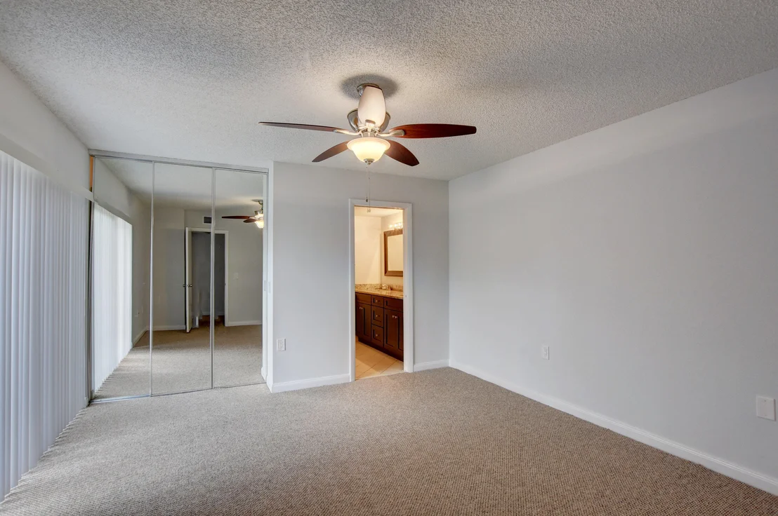 Photo of 7202 72nd Way