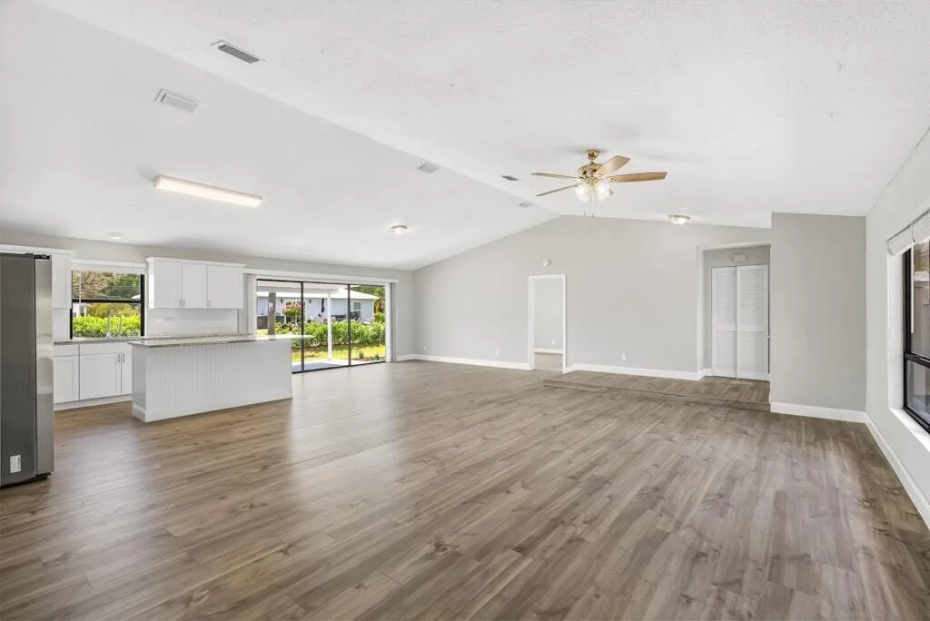 Photo of 1855 5th Place
