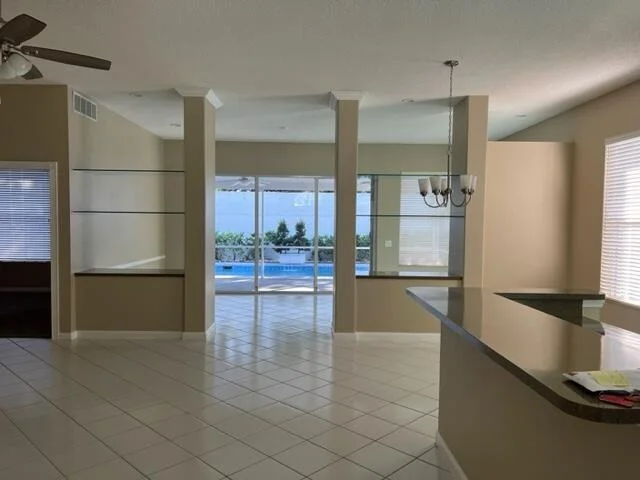 Photo of 188 S HAMPTON Drive