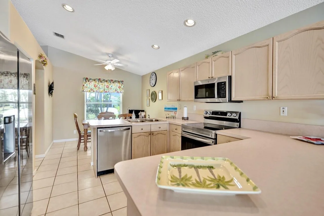 Photo of 5886 Las Colinas Circle