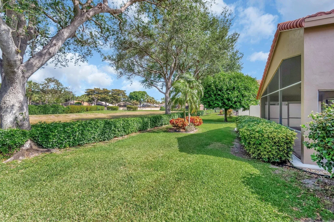 Photo of 6661 Sherbrook Drive