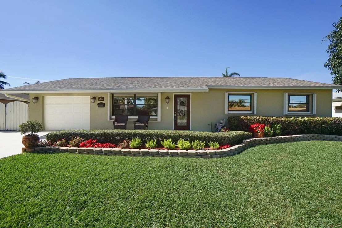 Photo of 441 Davis Road