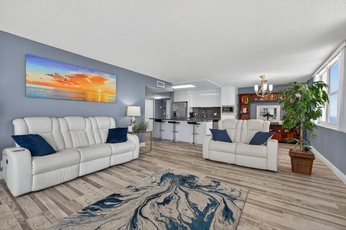 Photo of Unit 607 at 5440 N Ocean Drive