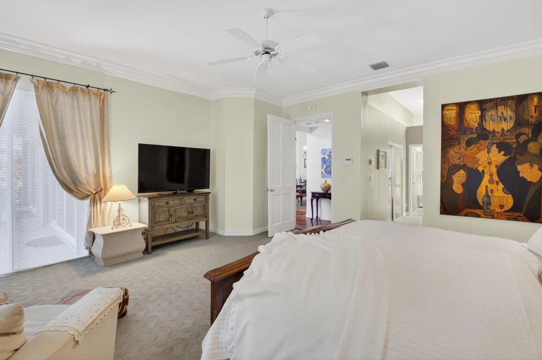 Photo of 2374 NW 23rd Road