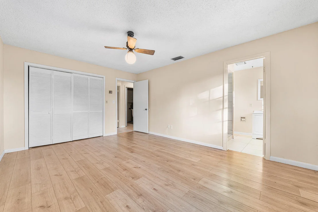 Photo of 3122 SE 34th Avenue