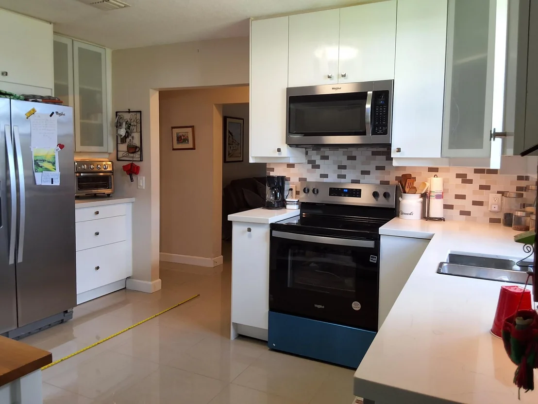 Photo of 1221 Bacom Point Road