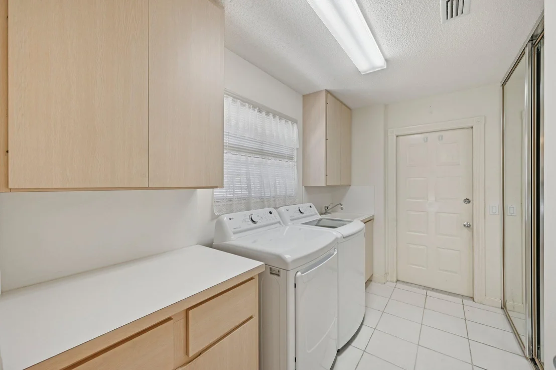 Photo of 253 Brier Circle