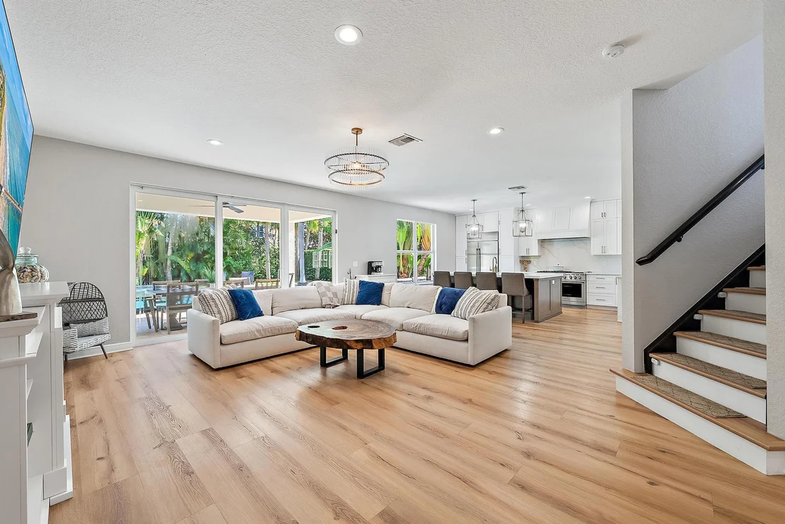 Photo of 111 Manor Circle