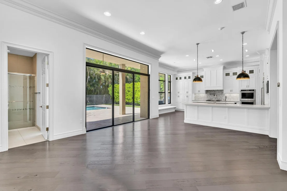 Photo of 16891 Pavilion Way