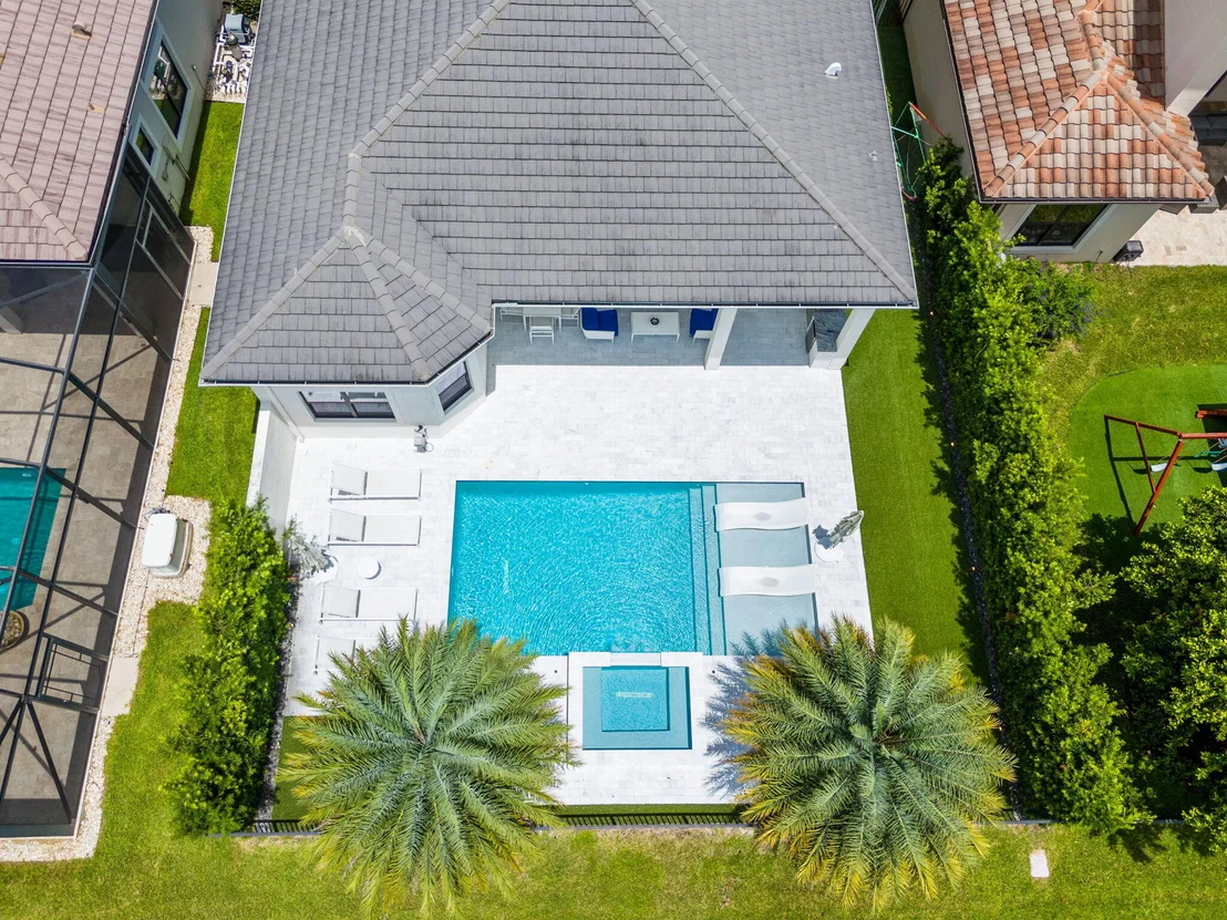 Photo of 16813 PAVILION Way