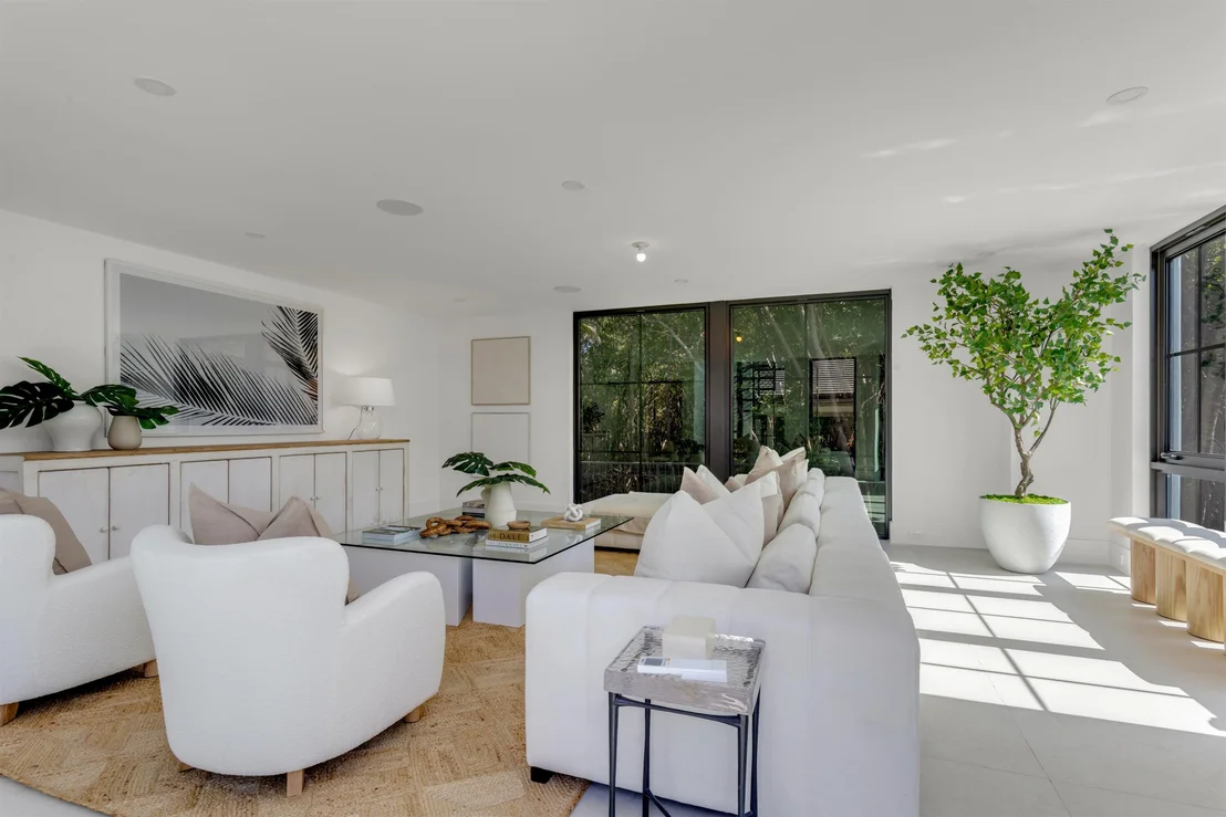 Photo of 1125 Harbor Drive
