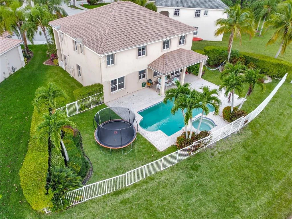 Photo of 1050 Chenille Circle