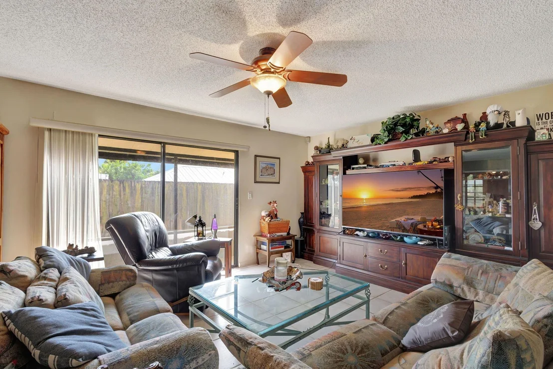 Photo of 9506 SE River Terrace