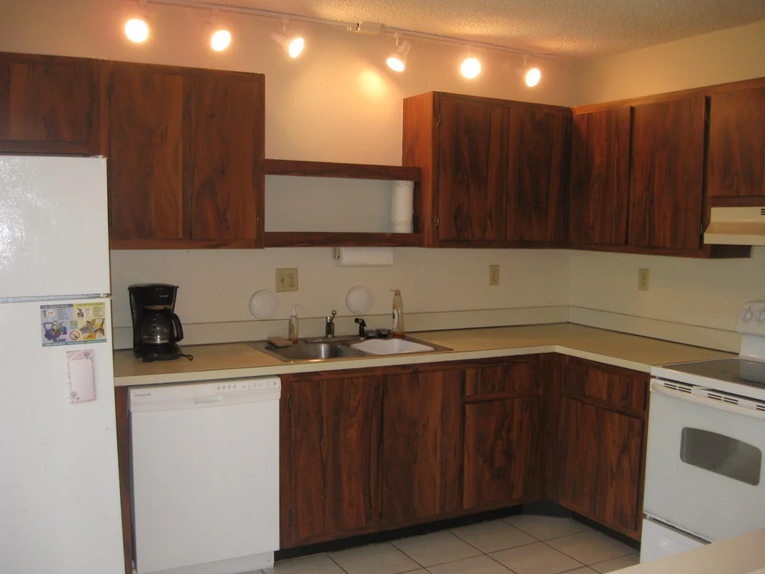 Photo of 5550 Mirror Lakes Boulevard