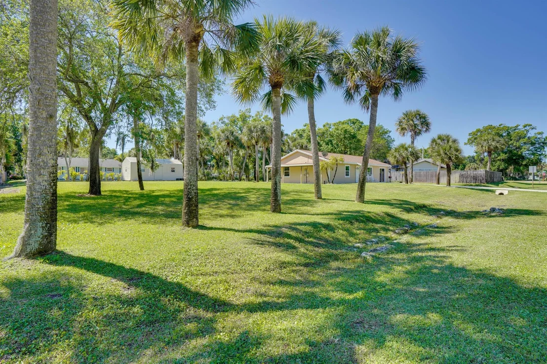 Photo of 7601 Donlon Road