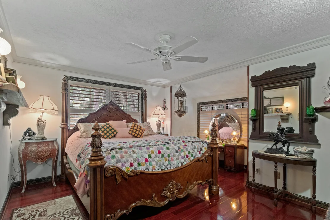 Photo of 16550 96th Terrace N