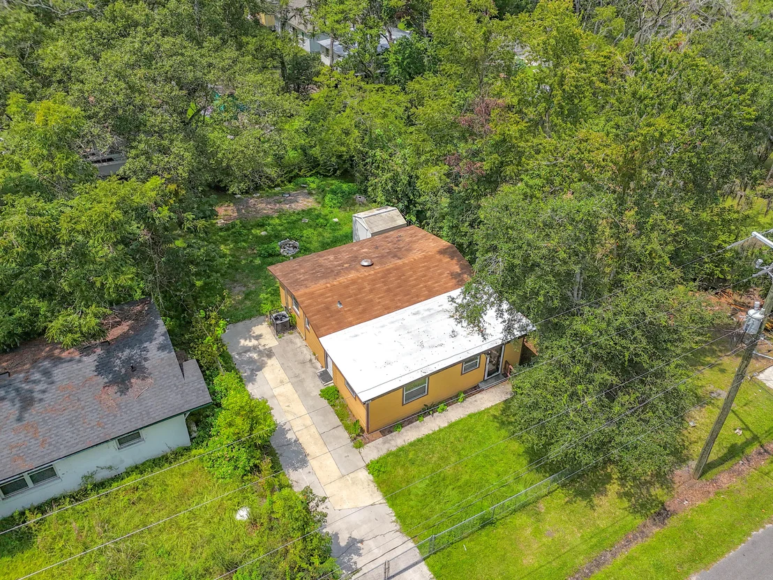 Photo of 2842 Lucoma Drive
