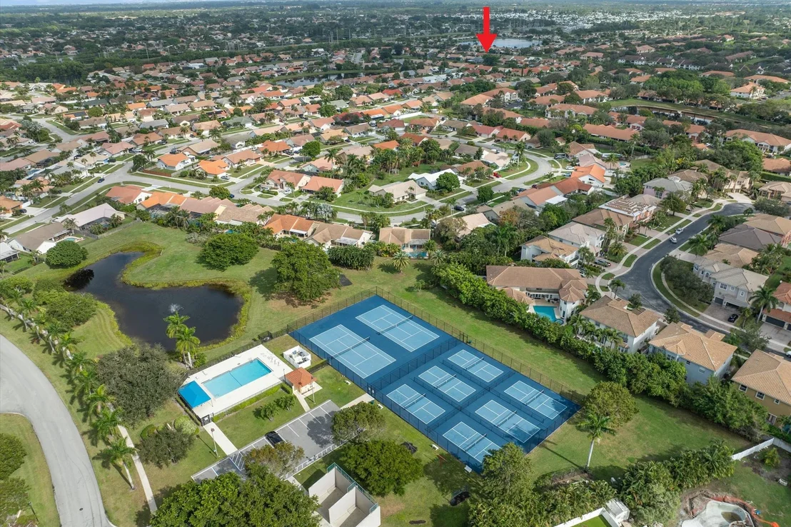 Photo of 9471 Sun Pointe Drive