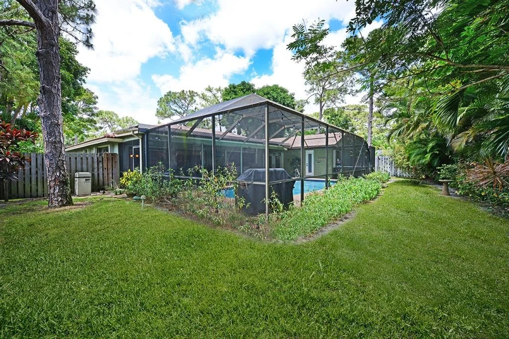 Photo of 2802 NW Timbercreek Circle
