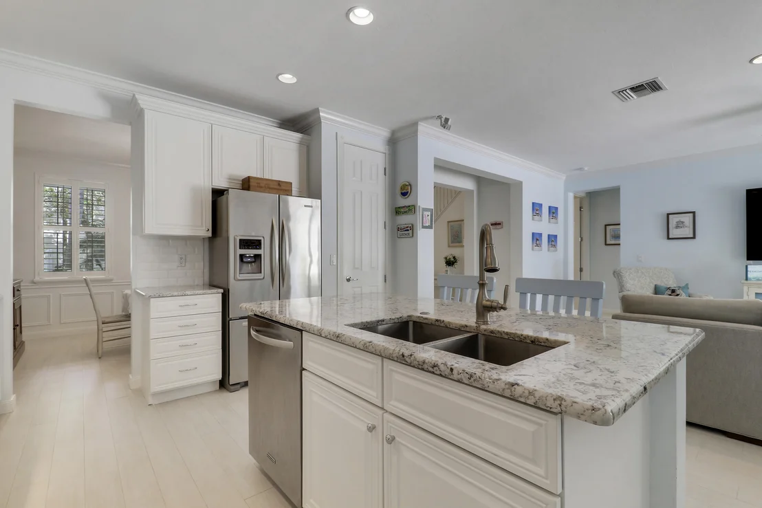 Photo of 3421 Duval Street