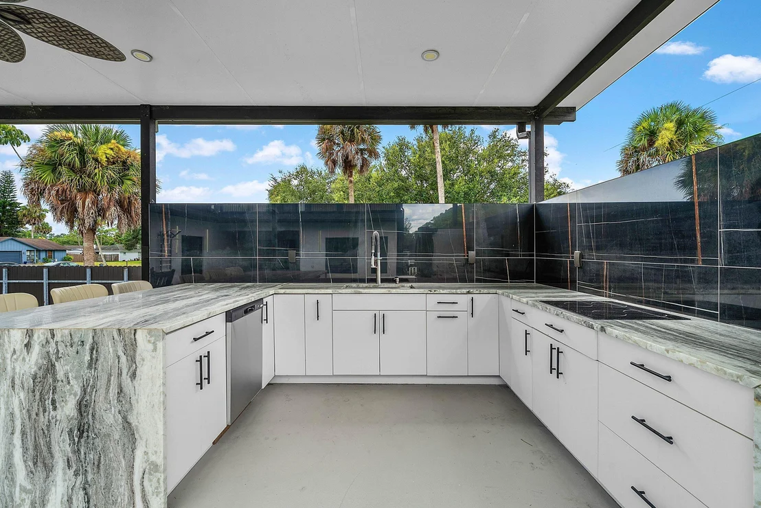 Photo of 641 Marshall Road