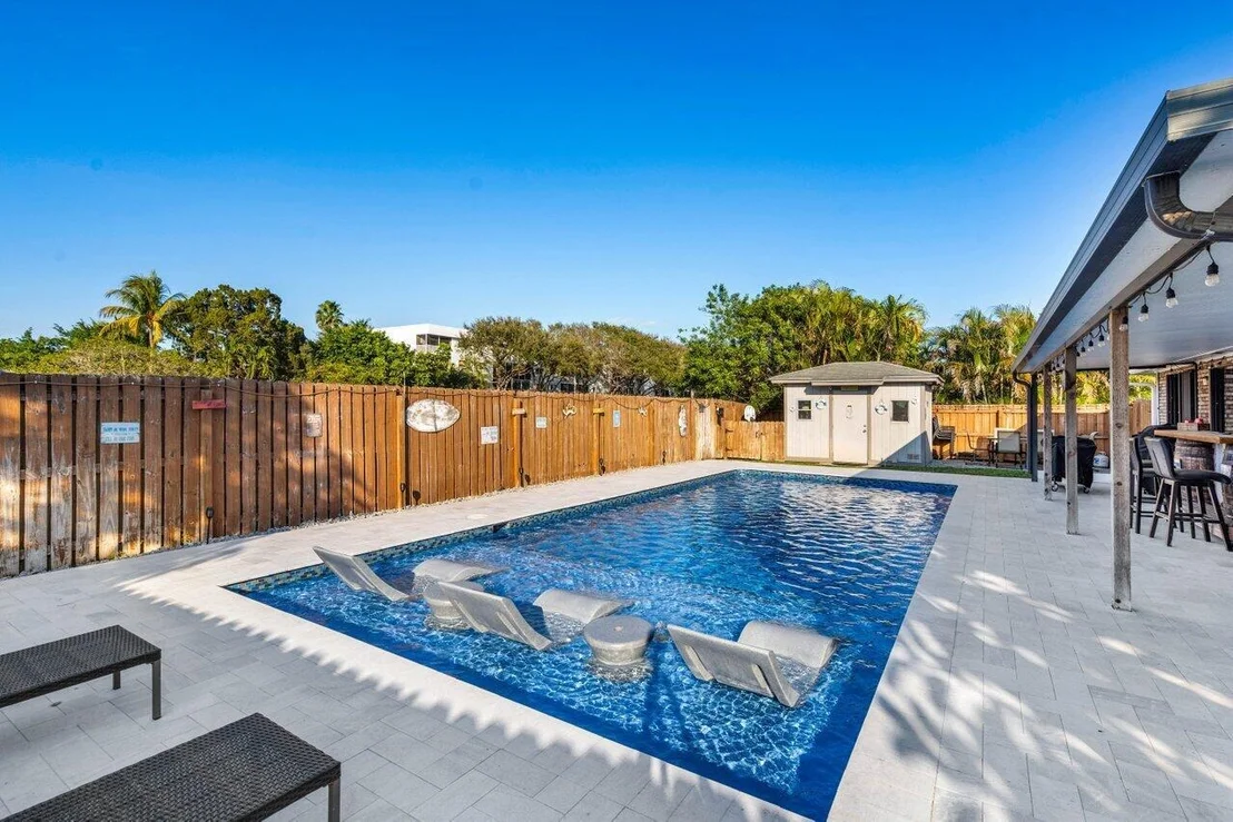 Photo of 7351 Canal Drive