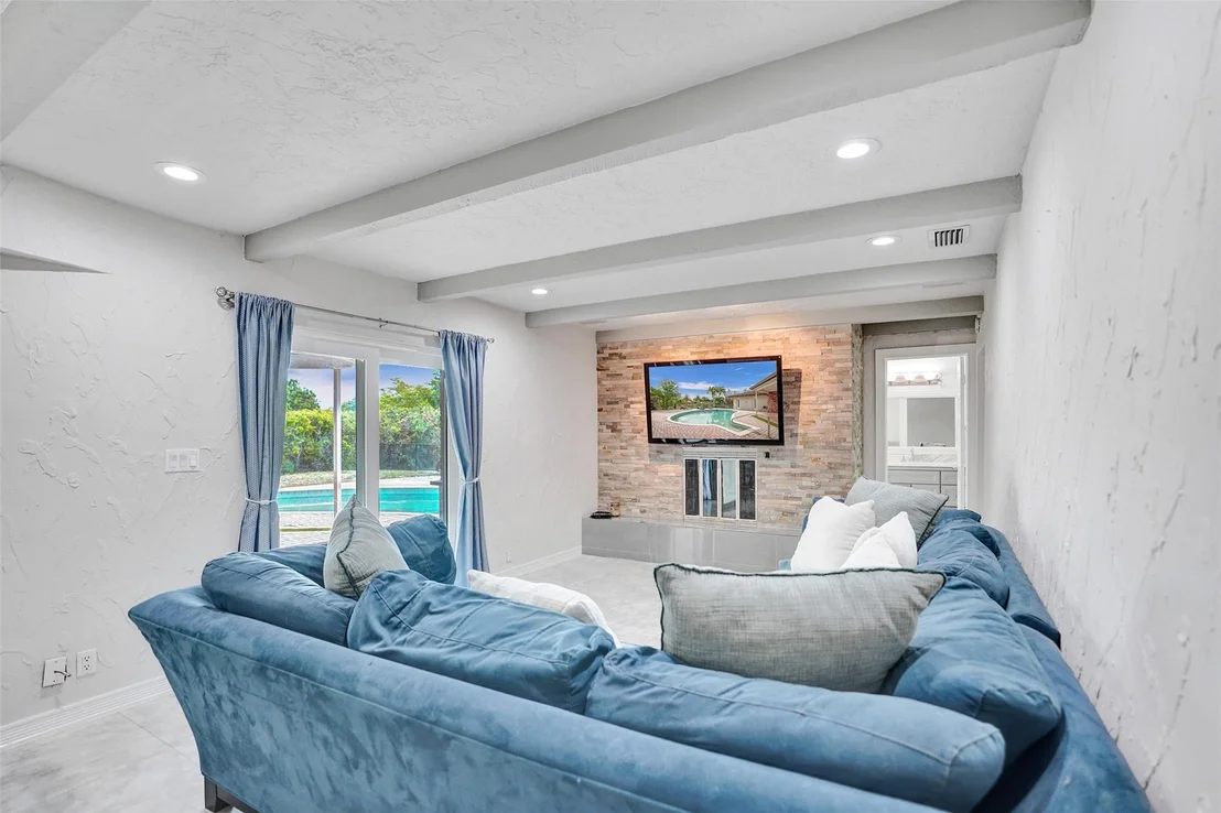Photo of 2715 NW 86th Way