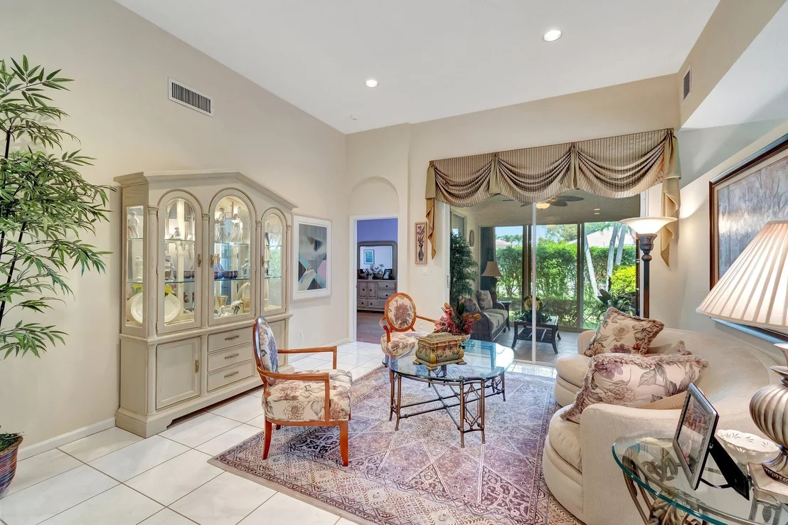 Photo of 5845 Seashell Terrace