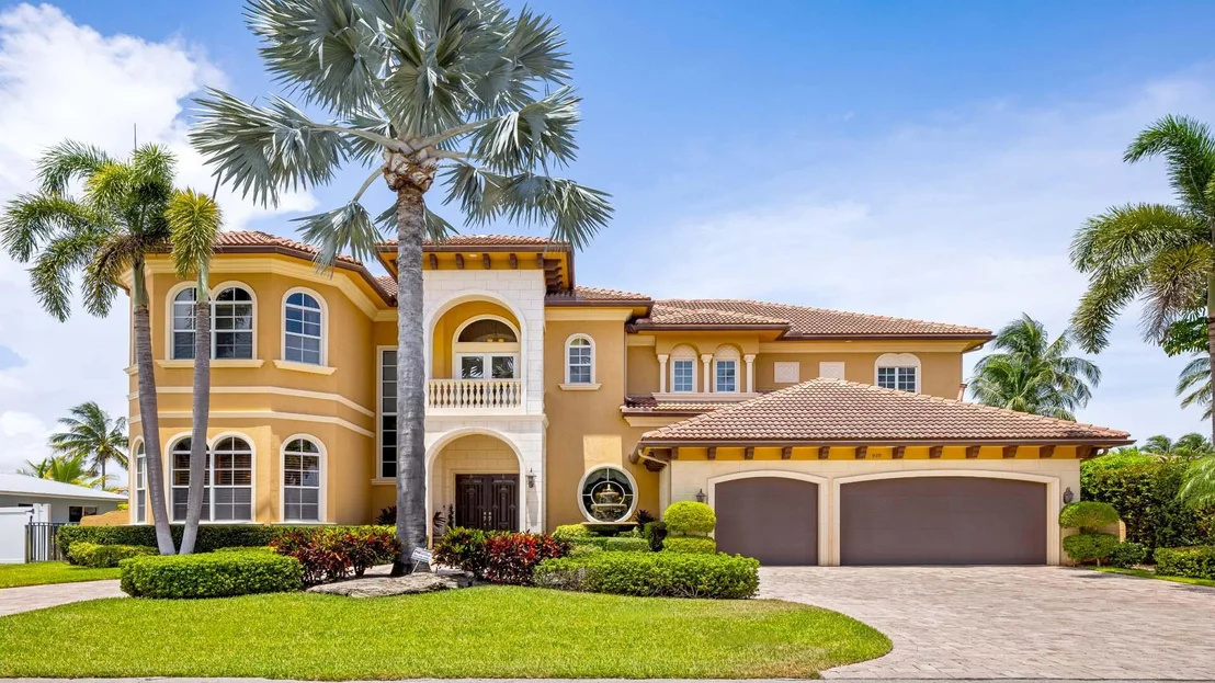 Photo of 929 Banyan Drive